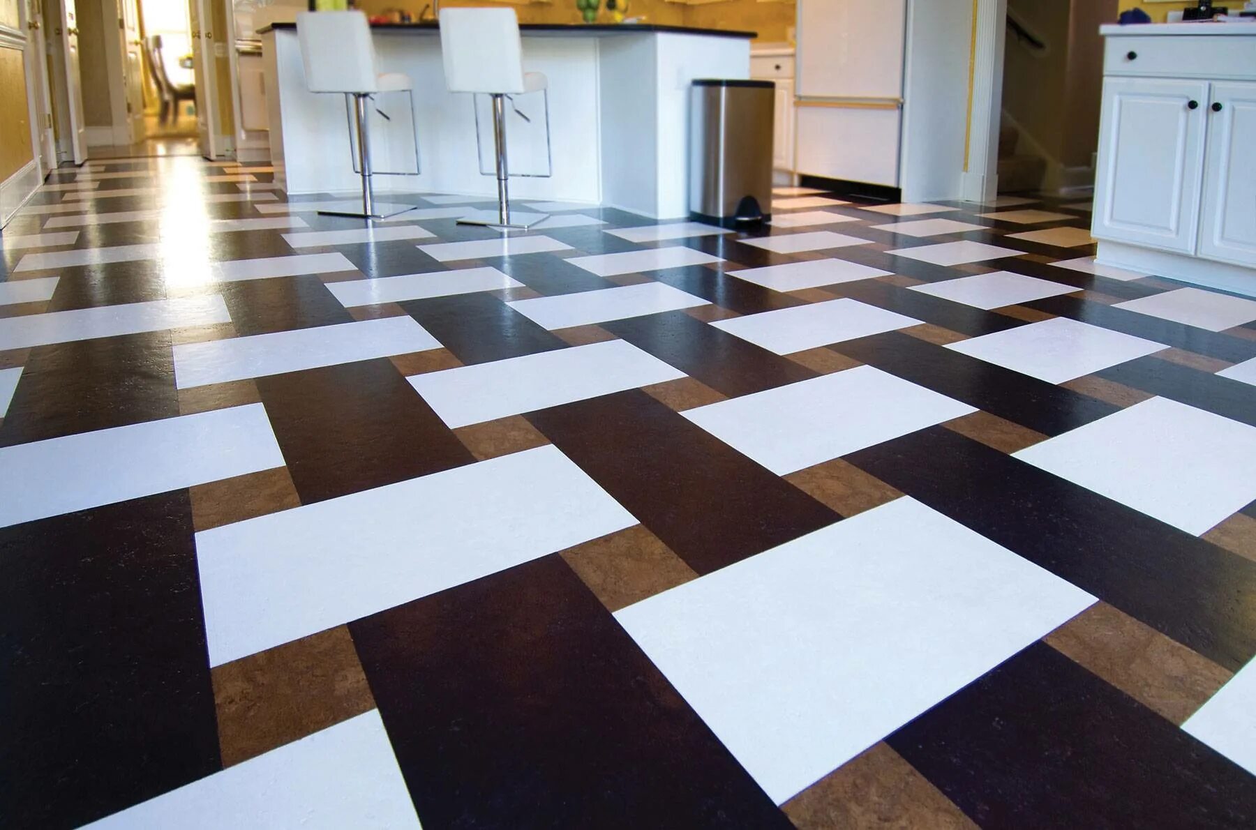 Rise floor