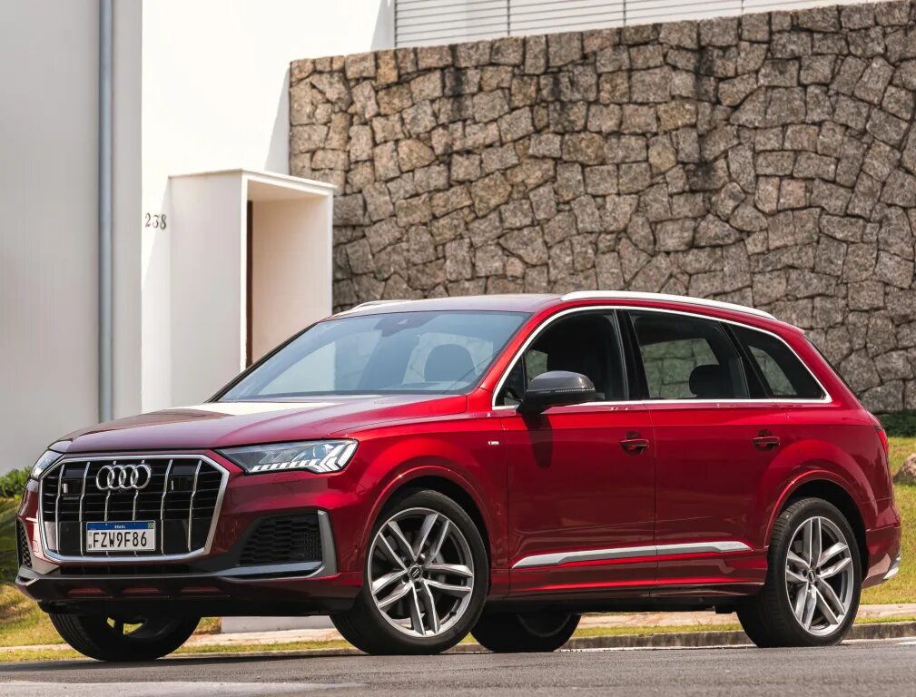 Ауди q7 2022. Audi q7 2023. Ауди q7 2019. Ауди q7 2022. Audi q7 2020.