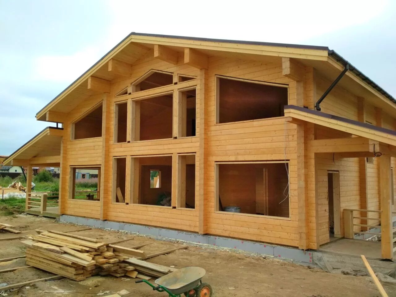 Построить дом профилированный. Построить дом профилированный. Построить дом профилированный. Деревянный дом из профилированного бруса под ключ. Постройки из профилированного бруса.