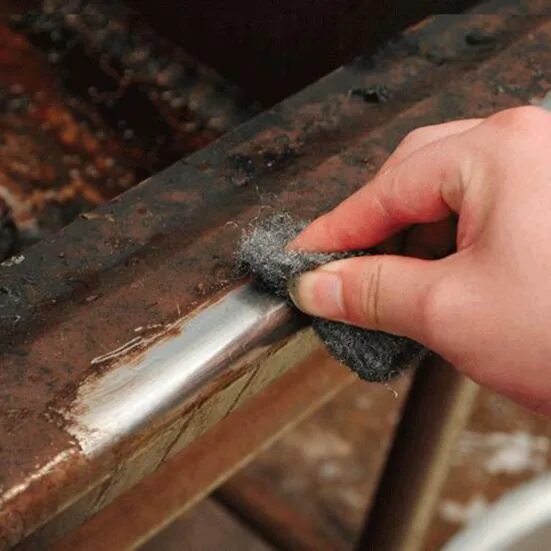 10 Ways to Remove Rust From Metal Furniture Remove rust from metal, Faux rust, H