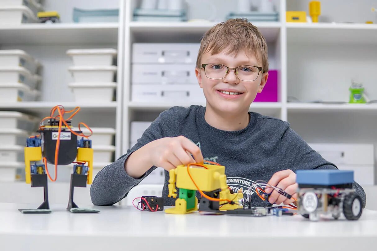 что дает робототехника. что дает робототехника. робототехника для дошкольников. что такое робототехника для школьников. что такое робототехника для школьников.