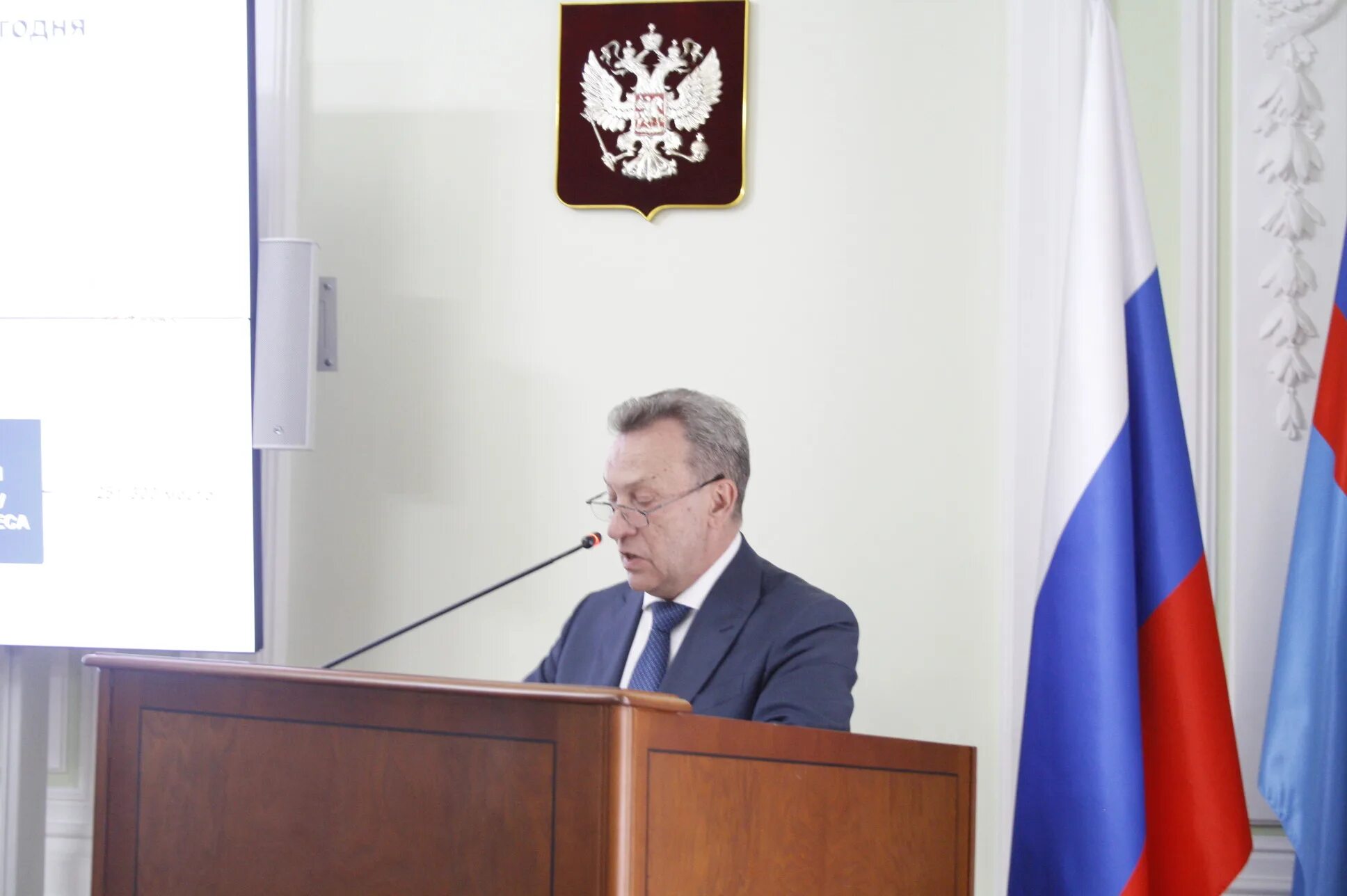 Ректор 2022. Федотов ректор огу. Ректор 2022. Ректор 2022. Ректор огу орел федотов.