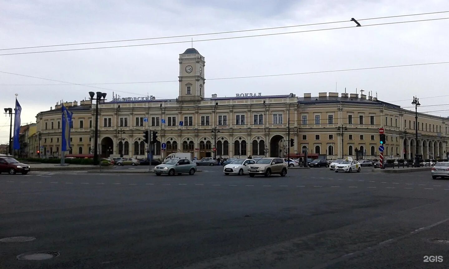 Балтийский вокзал Санкт-Петербург.