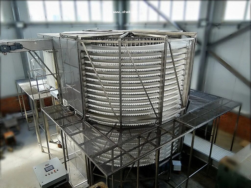 Спиральный охладитель для хлеба. Транспортер спиральный ст-130. Спиральный транспортер ст-90. Спиральный транспортер 9 букв. Конвейер спиральный вертикальный.