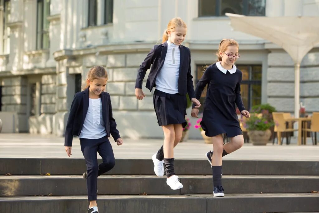 стильная одежда в школу. платье гулливер школьное. гулливер школа. школьная коллекция гулливер. гулливер школа.