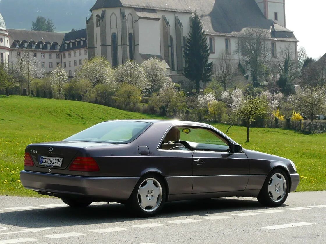 Это что за чудо? 215-220 - Mercedes-Benz S-Class (W220), 5,8 л, 2000 года прикол