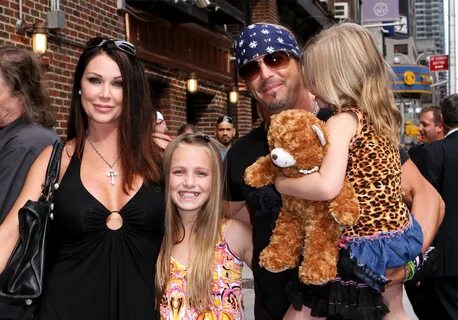 Kristi Lynn Gibson, Raine Elizabeth Michaels, Bret Michaels, and Jorja Bleu...