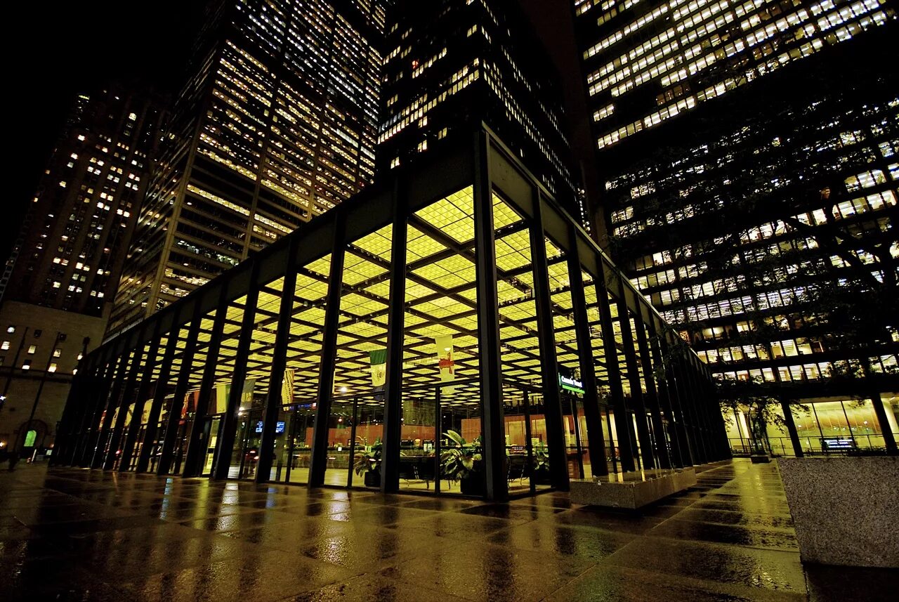 Здание 4 из 5. Сигрем-билдинг людвиг мис ван дер роэ. toronto-dominion centre людвиг мис ван дер роэ. высотное здание сигрэм билдинг. нью-йорк. арх. мис ван де роэ.1958 г. торонто доминион центр.