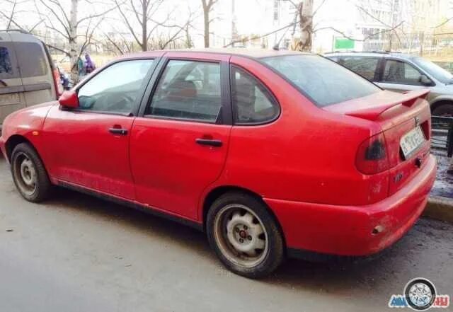 Сеат 1998 года. Сеат ибица 1998. Seat cordoba 1998. Сеат арона темно синий. Сеат 1998 года.