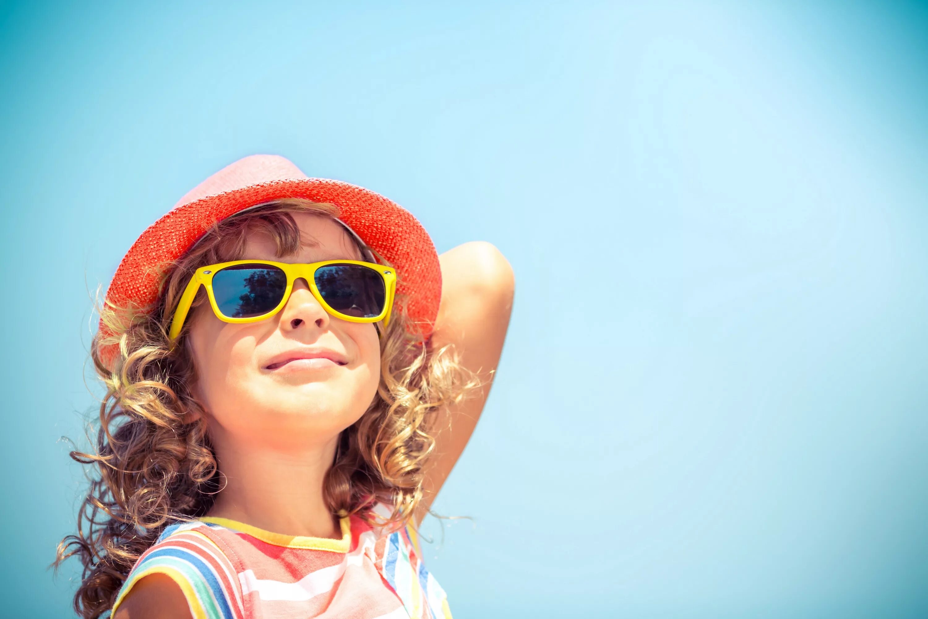 Лето удивляем. Детство эстетика. Удивленный джаред лето. Лето удивляем. Летнее настроение.