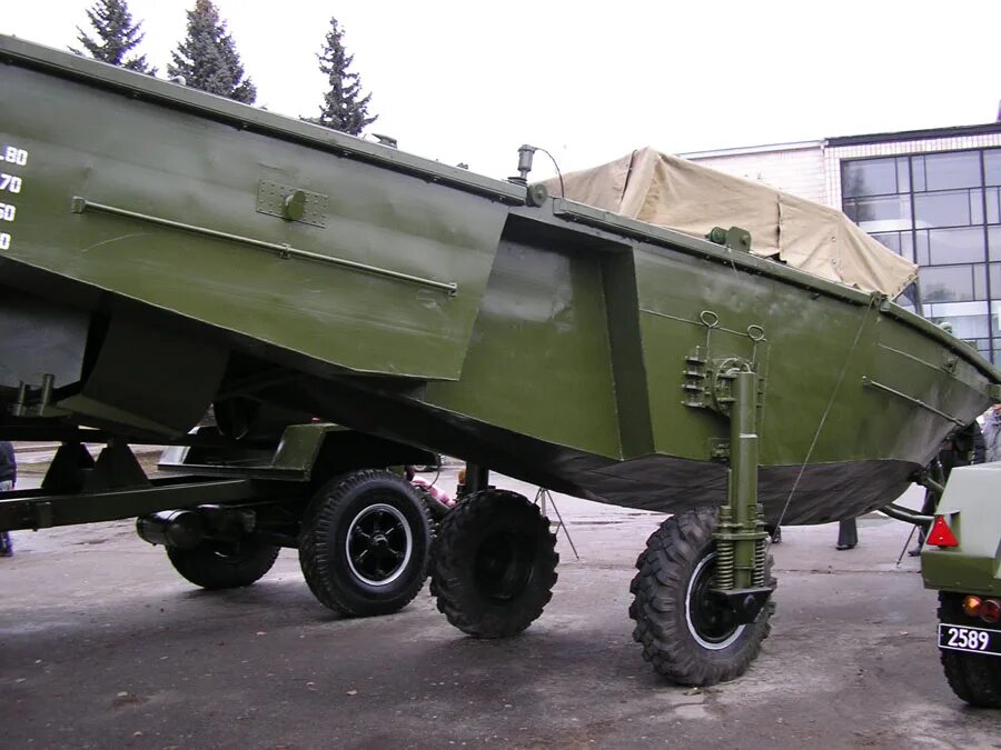 Катер бмк-130. Буксирный катер бмк-130. Бмк-130 буксирно-моторный катер. Бмк 70. Буксирно-моторный катер бмк-70.