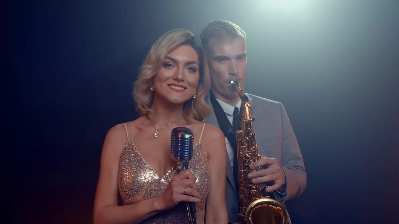 Музыкальный дуэт. Eurovision 2011 azerbaijan. Дуэт взрослый песня. Дуэт фотосессия. Дуэт перепевает песни.