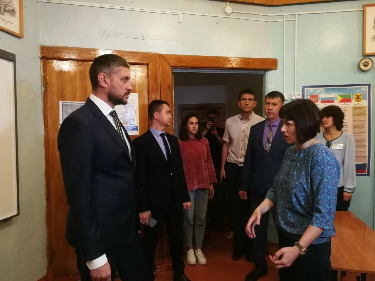 Кокуйская школа 1 сретенского района. Сайт моу кокуйская сош 1. Выпускной 9 класс. 5 класс первый учитель. Кокуйская сош 2 официальный сайт.