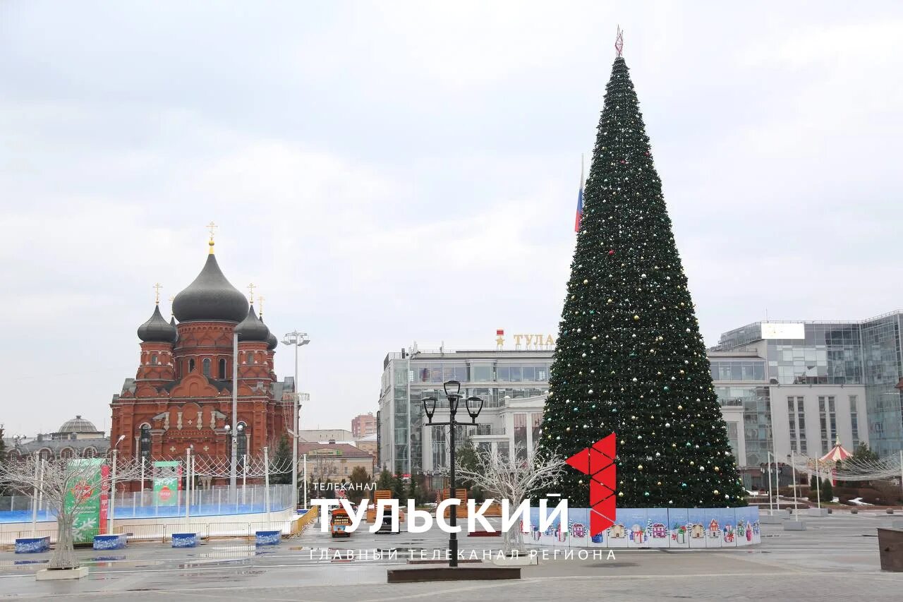 Прямая трансляция тула площадь ленина. Площадь ленина тула. тула площадь ленина 2009. новогодняя елка на площади. елка на площади ленина тула.