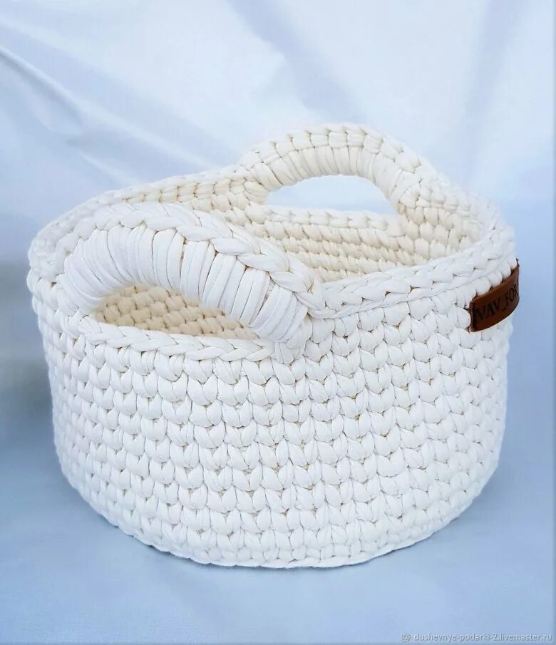 Корзина связанная. Трикотажные корзинки. Вязание крючком корзинки. Вязание корзинок. Вязание крючком корзинки.