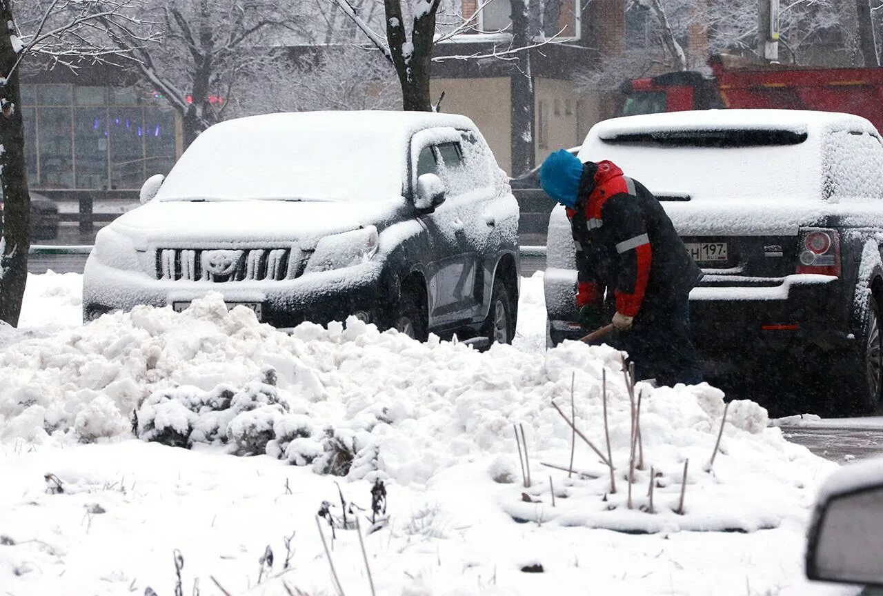 Общество снега. На Украине есть снег сейчас.