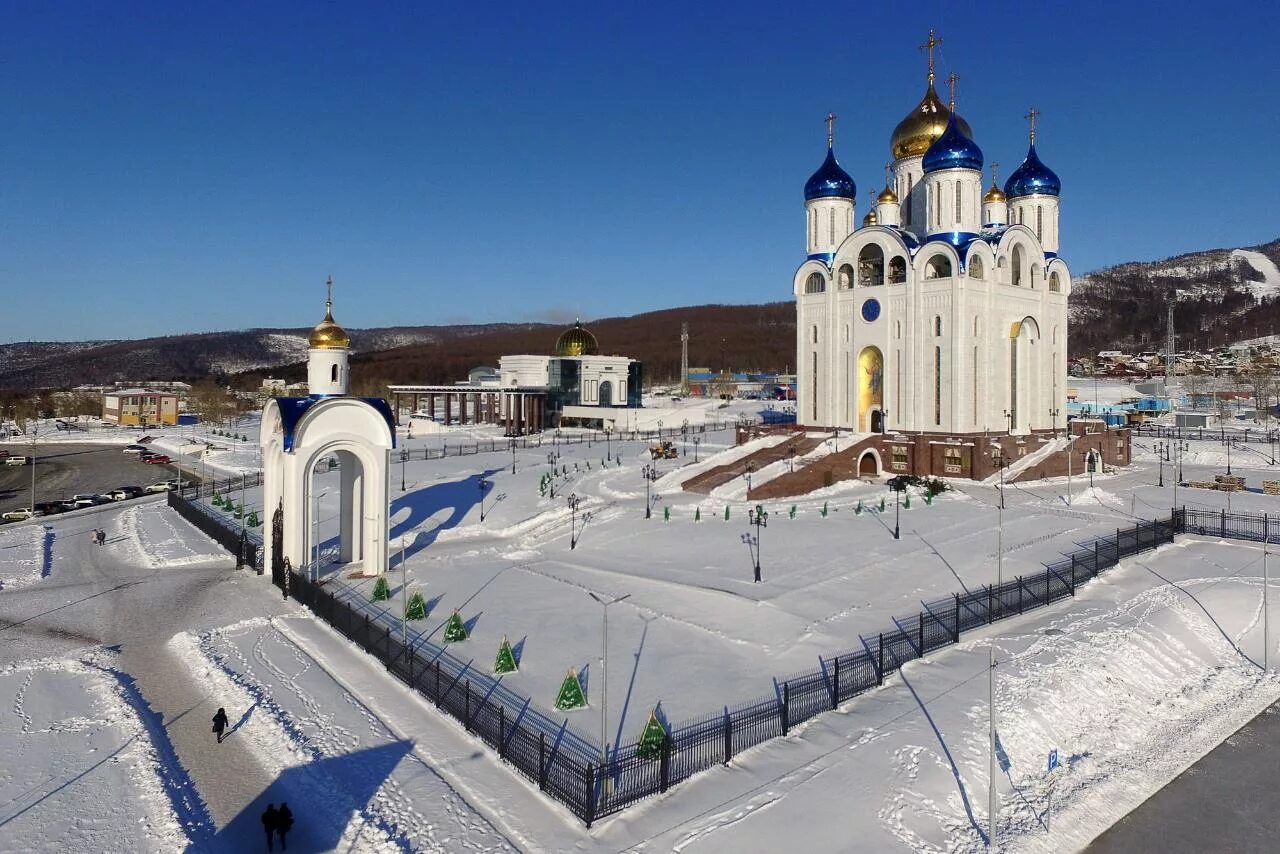 Рождество южно сахалинск. Храм рождества христова южно-сахалинск. Рождество южно сахалинск. Южный сахалин. Храм рождества христова южно-сахалинск.