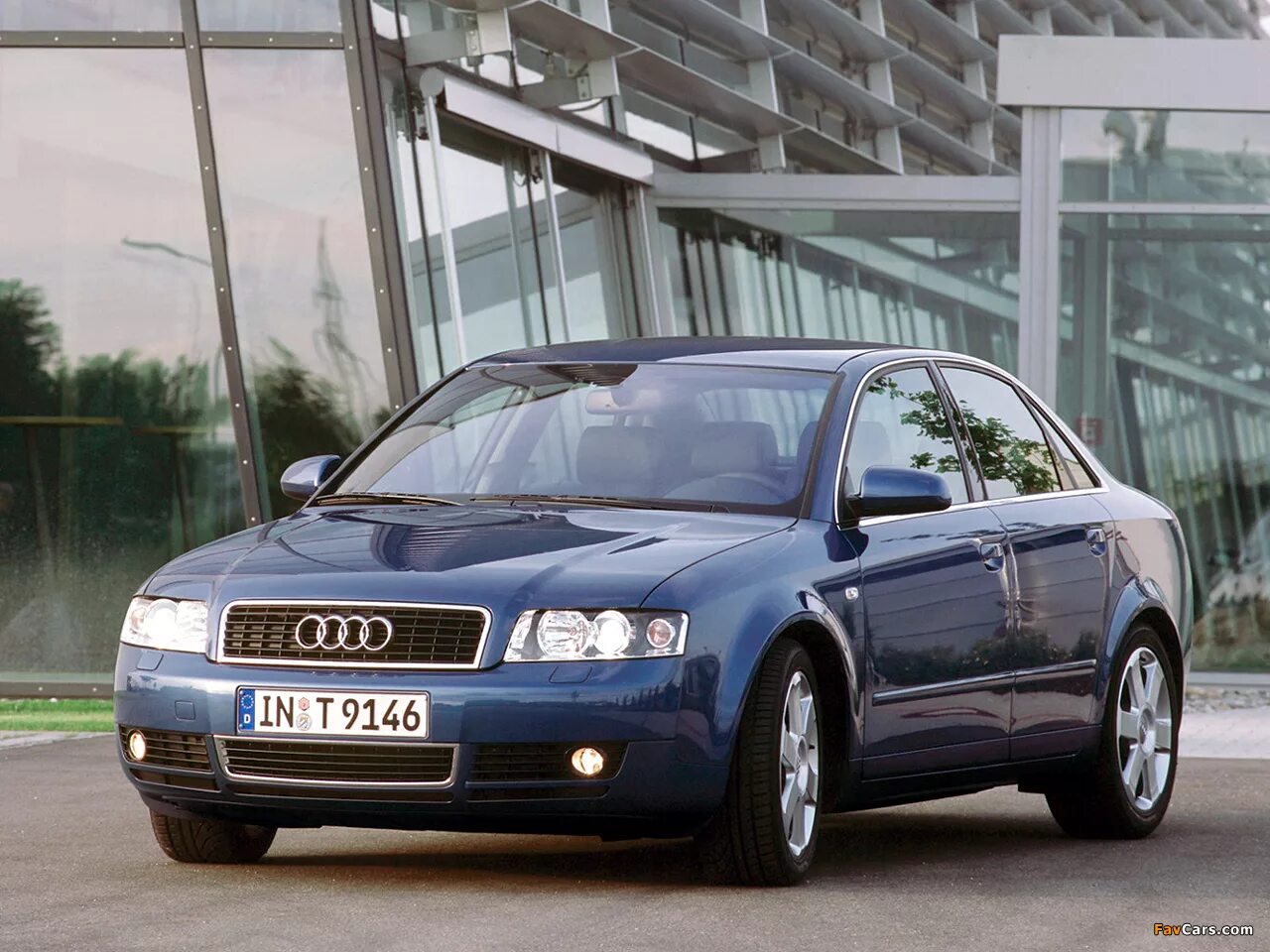 Купить ауди а4 1.6. Audi a4 b4 2000. Audi a4 b6 2000. Ауди а4 quattro 2001. Audi a4 b6 2001.