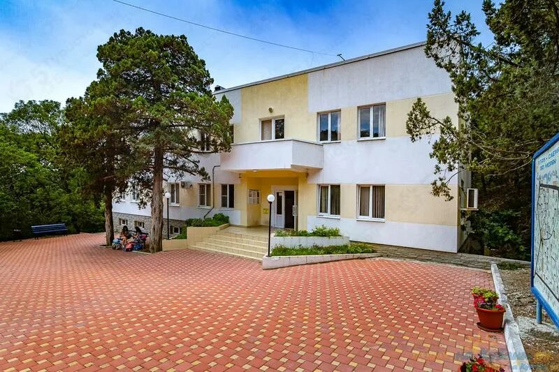 Санаторий горный горячий ключ. Курорт новороссийск фото. Санатории новороссийска отзывы. Санаторий ставрополец широкая балка. Новороссийск широкая балка лесная гавань.