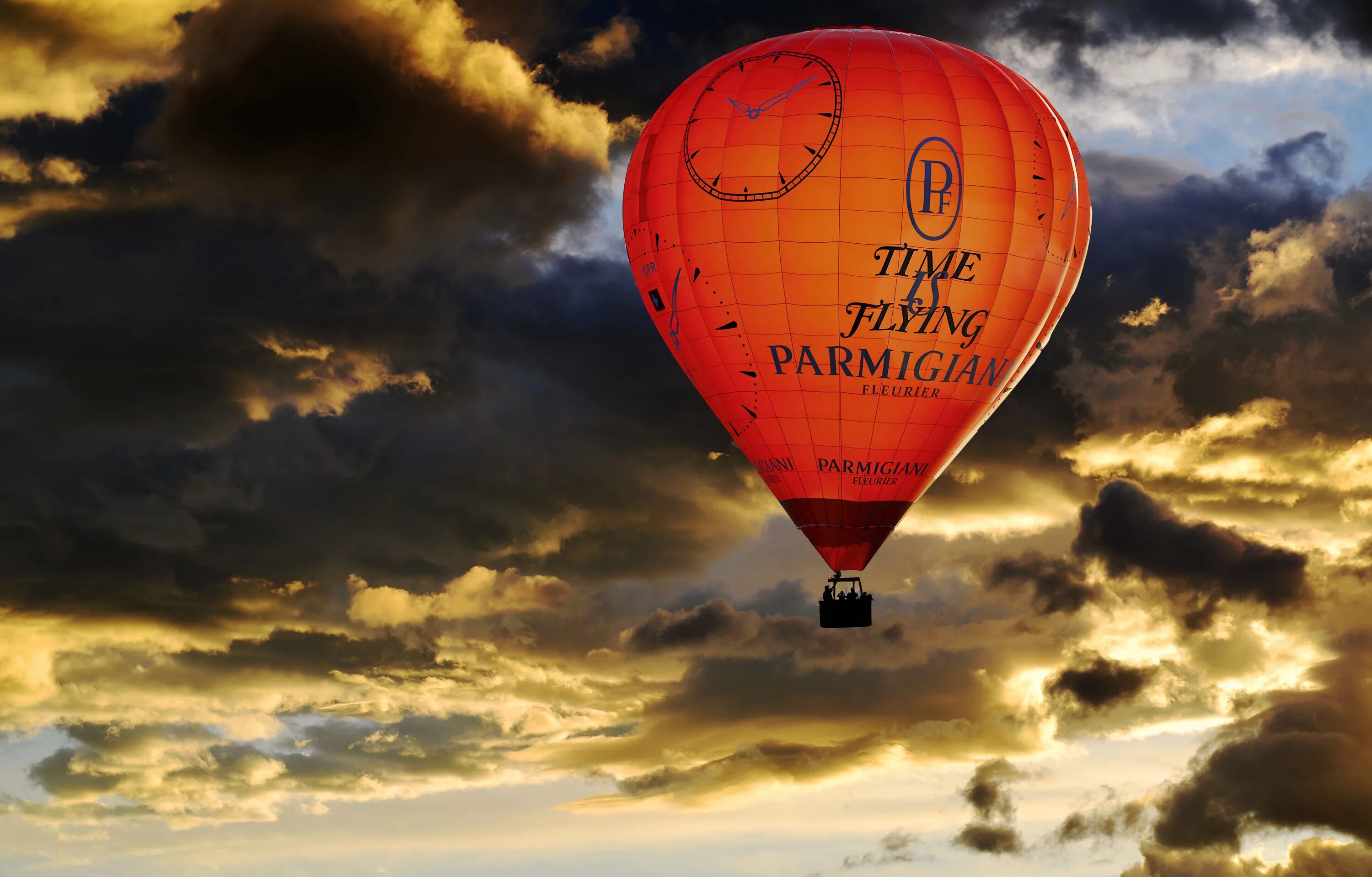 Воздушный шар клип. Воздушный шар. Воздушный шар путешествие. День путешествия на воздушном шаре. С днем рождения полет на воздушном шаре.
