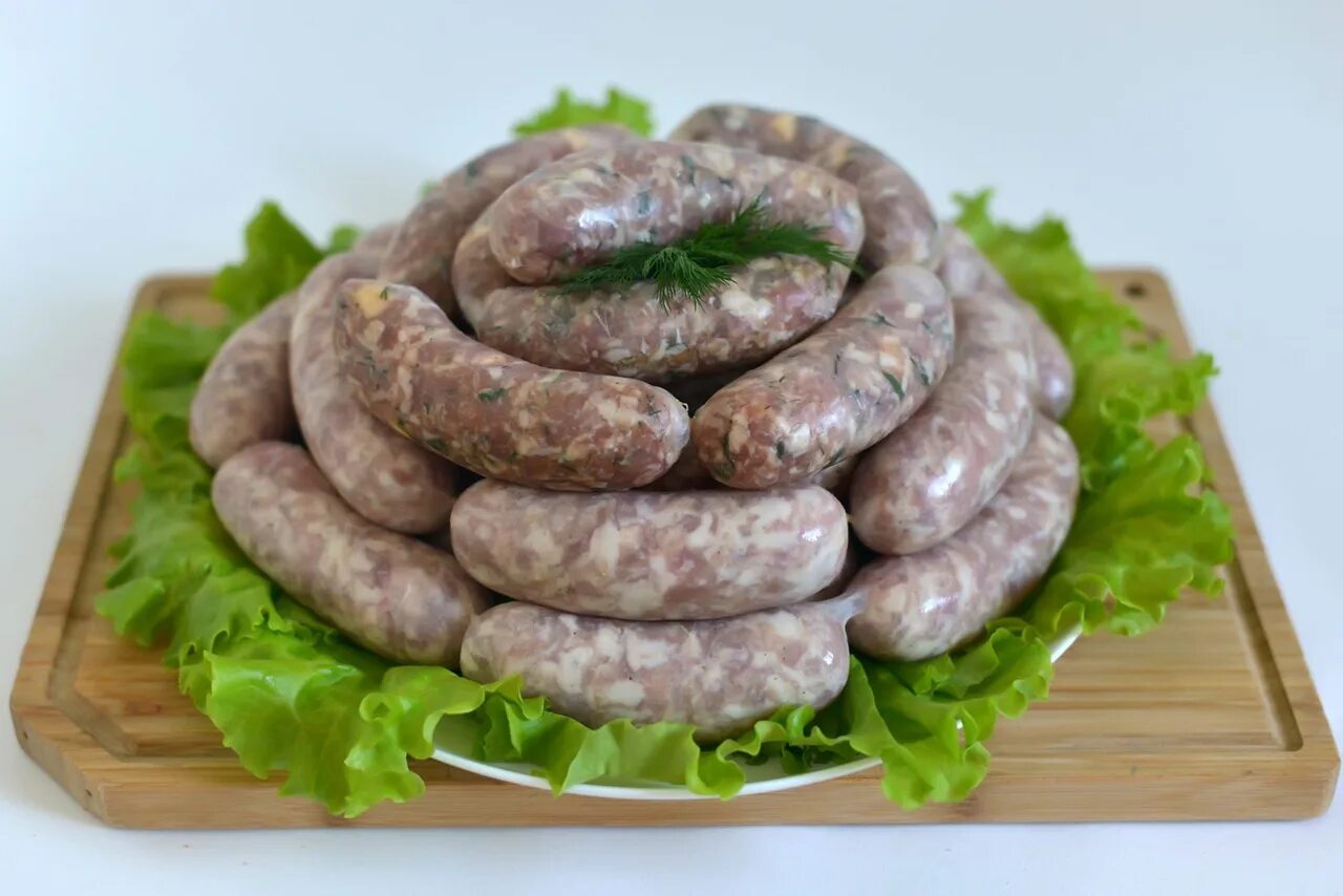 Сколько готовить купаты из свинины. Мегрельские купаты. купаты свиные. купаты свино говяжьи. колбаски говяжьи купаты.