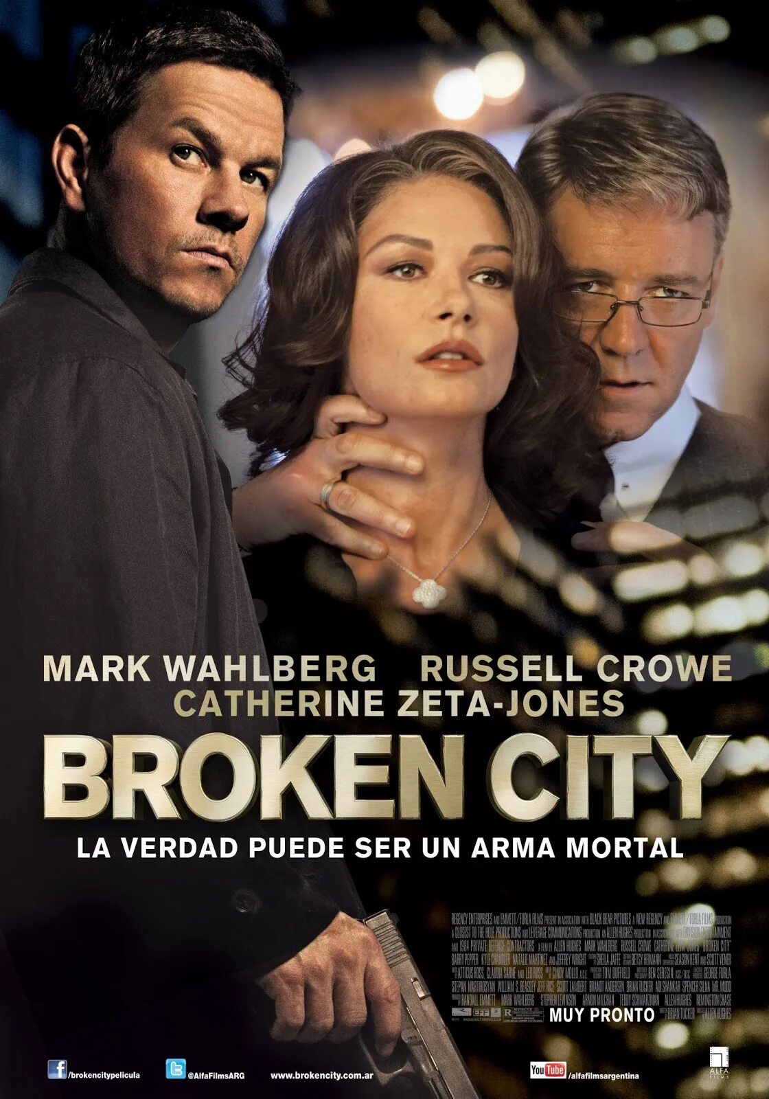 Город порока. Город порока / broken City (2012). Broken City / город порока (2013) Постер. Кэтрин Зета-Джонс в фильме город порока. Город порока фильм 2013 Постер.