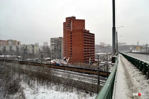 Челюскинцев 23