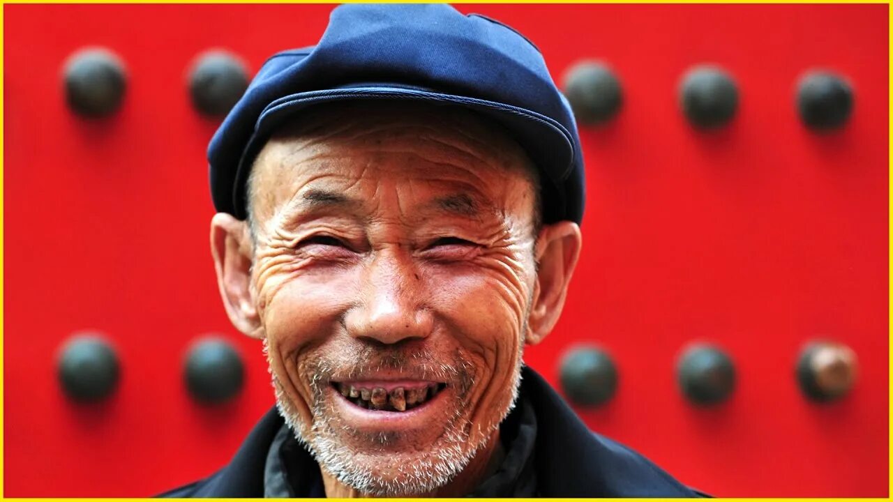 Быть добрым китайская. Счастливый китаец. Добрый китаец. Радостный китаец. Китайские люди.