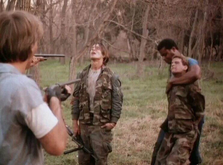 рождённый убивать фильм 1996. рожденные быть убитым. рожденные быть убитым. рожденный убивать сериал кадры. рожденные быть убитым.