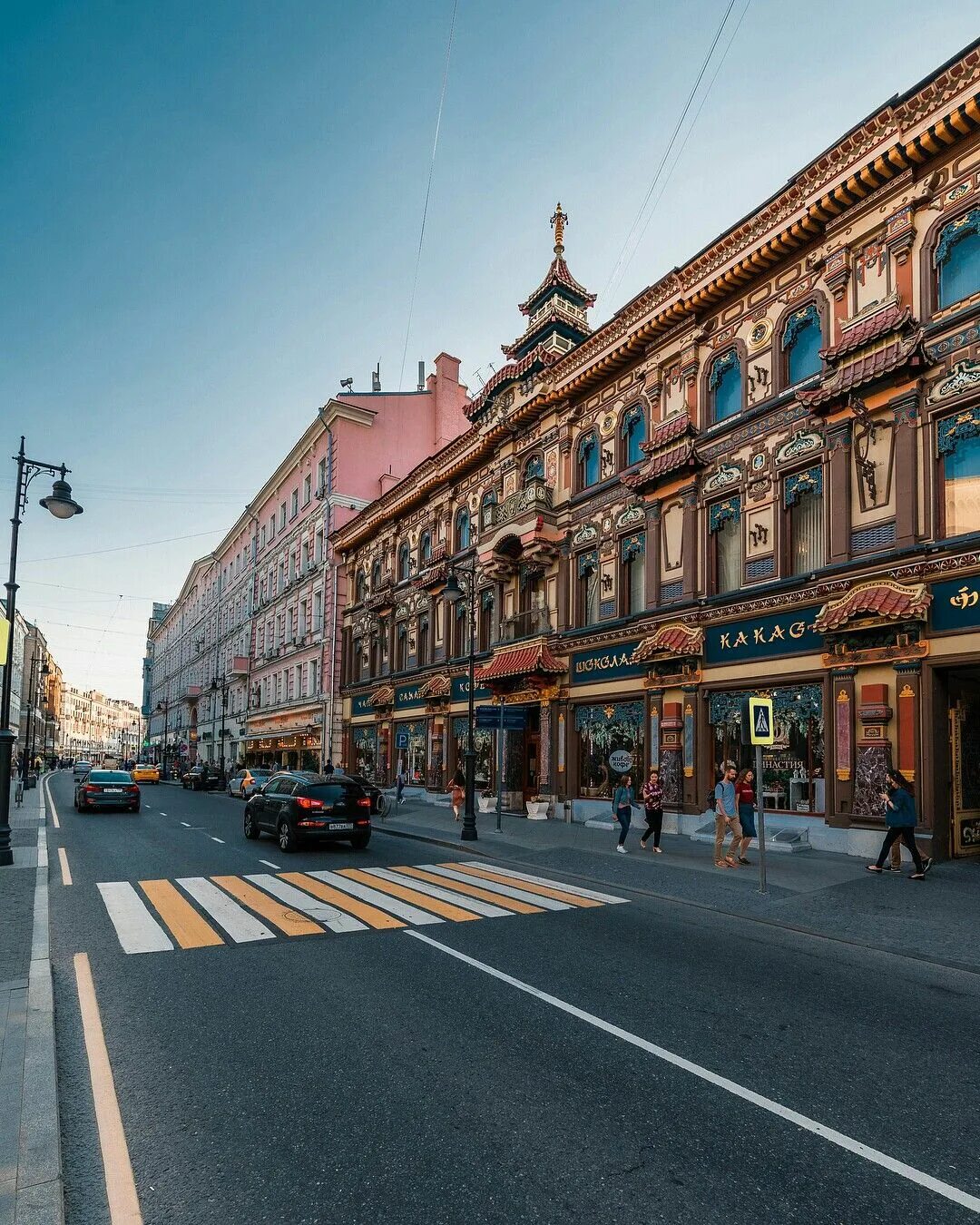 Стильные улицы москвы. Чайный дом на Мясницкой. Мясницкая улочка. Чистые пруды Мясницкая. Архитектура Мясницкой улицы.