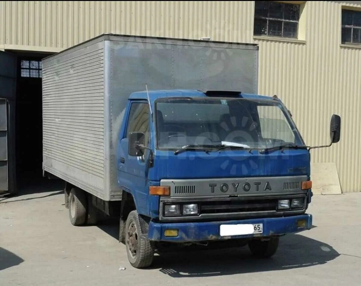 Toyota TOYOACE. Тойота Тойоайс фургон. Тойота тое асе грузовик 1993гв. Грузовик Toyota TOYOACE КМУ.