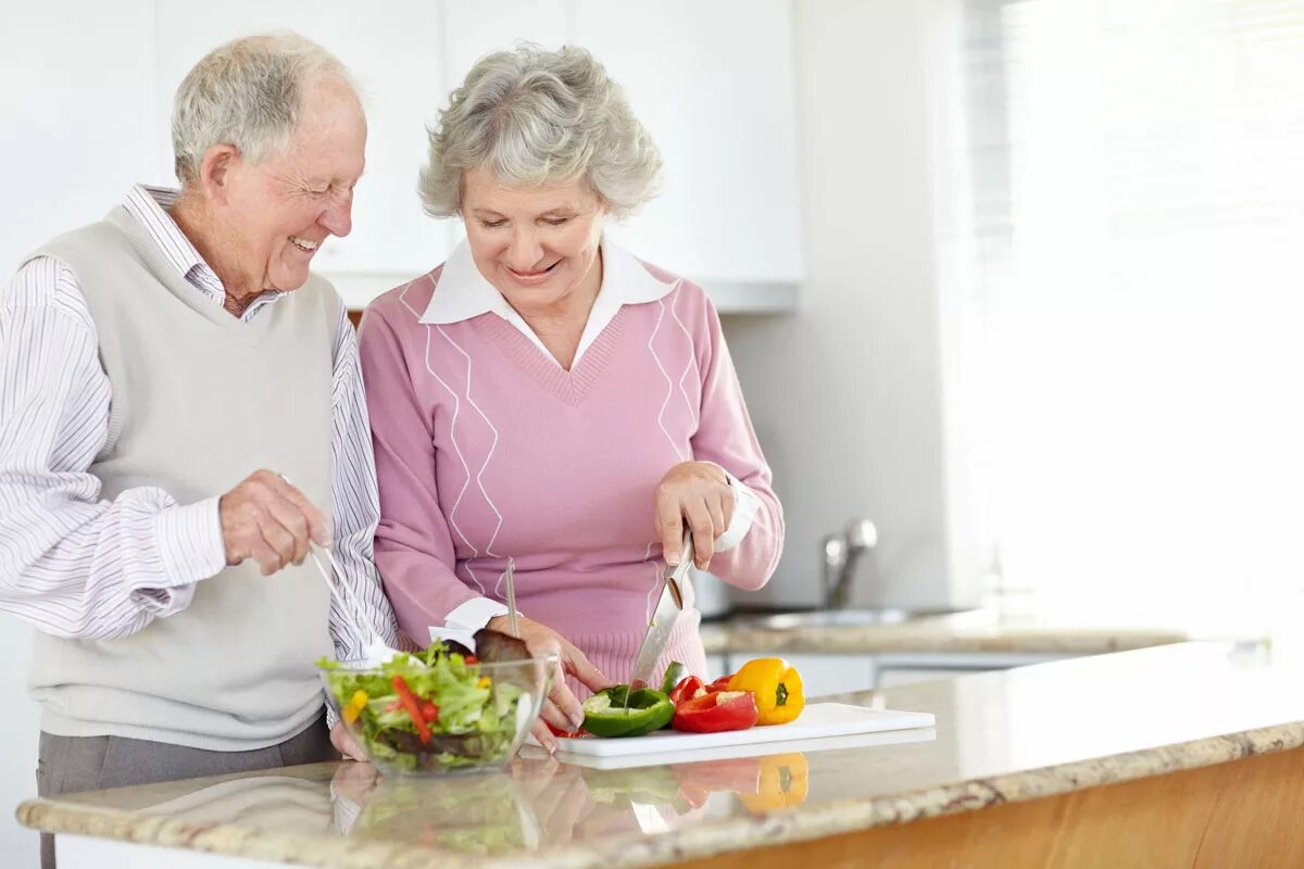 Питание пожилых. Здоровое питание для пожилых. Питание в пожилом и старческом возрасте. Правильное питание для пожилых людей.