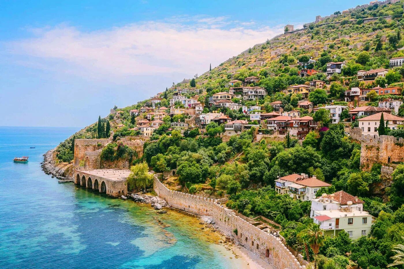 Alanya turkey. Аланья (Турция). Пляж улаш Алания. Аланья Турция центр города. Alanya Турция more.