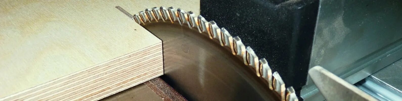 распил тюмень. распил кромление присадка. распил фанеры дсп. распил дсп 16мм. распил и кромление лдсп.