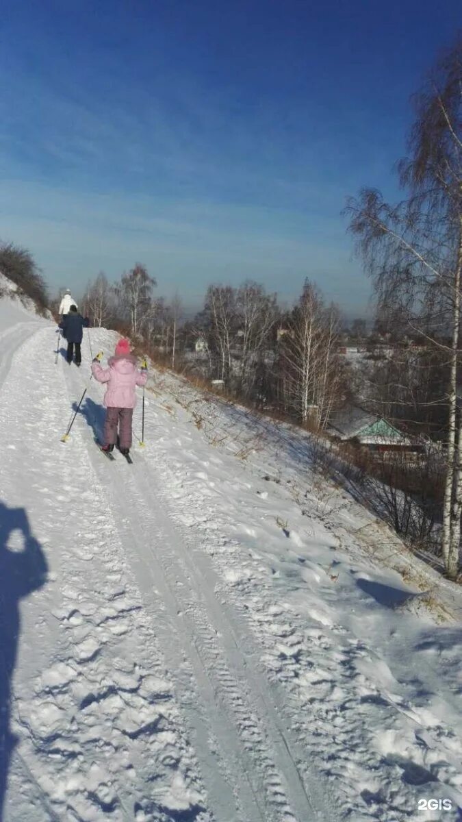 Березка богданович. Лыжная база березка. лыжная база березка красноярск. саянская 7ж красноярск лыжная база. лыжная база березка коркино.