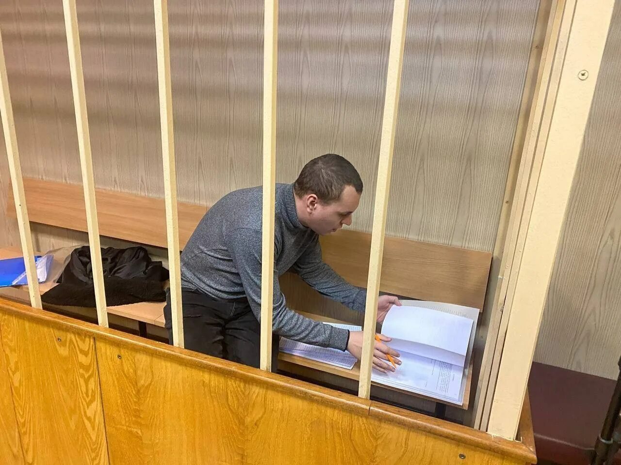 хованский 2021. юра хованский в сизо. хованский после выхода из сизо. хованский 2021 суде. юрий хованский суд.