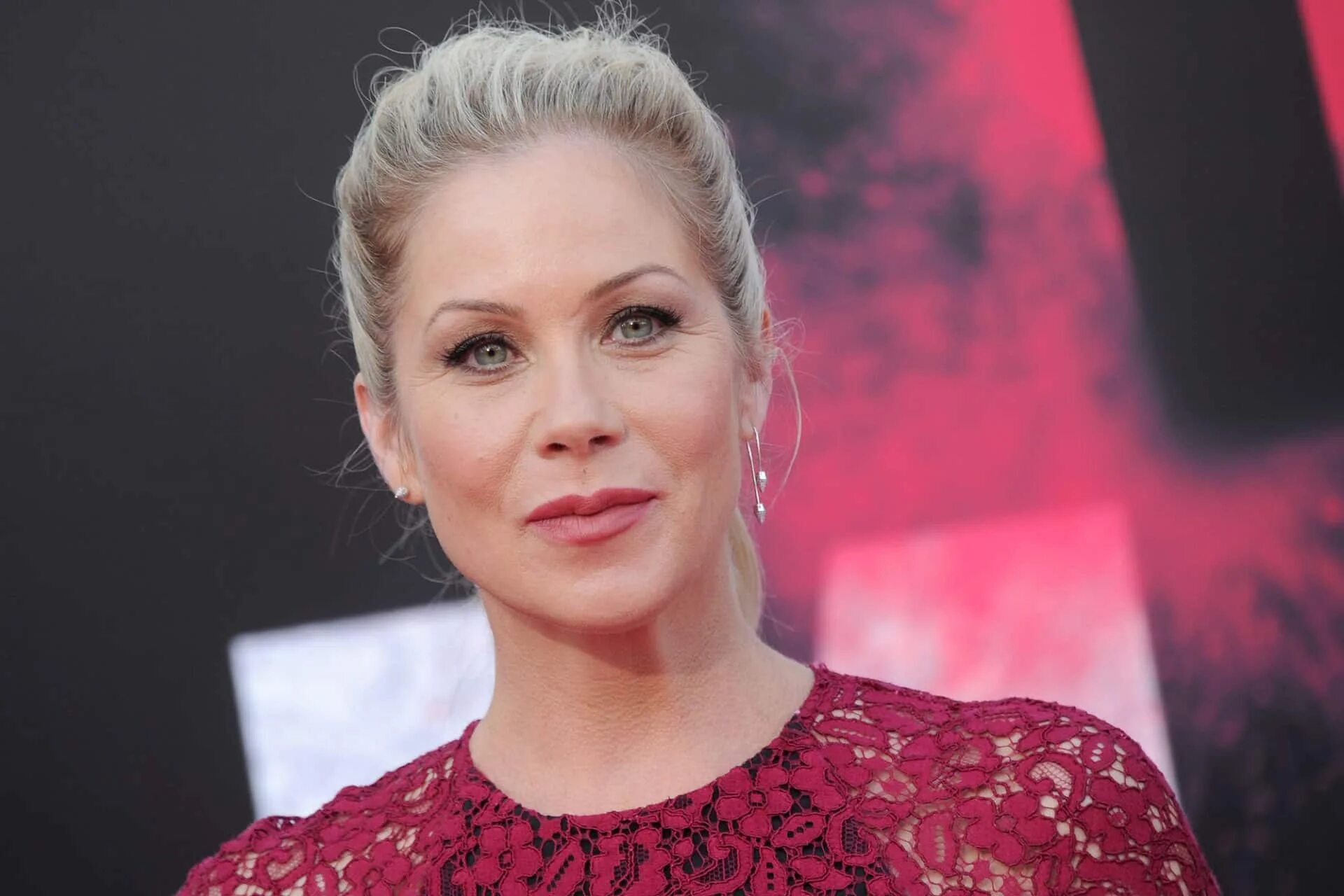 Christina applegate в молодости. Кристин эпплгейт. Эпплгейт. Кристин эпплгейт. Кристин эпплгейт.