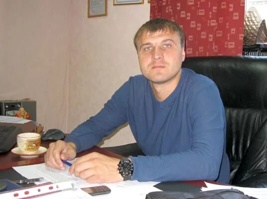 Руководитель таксопарка. Руководитель таксопарка. Директор таксопарка. Такси 7788. Stax такси руководитель.