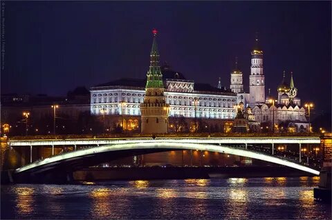 Ночная прогулка на теплоходе по москве реке