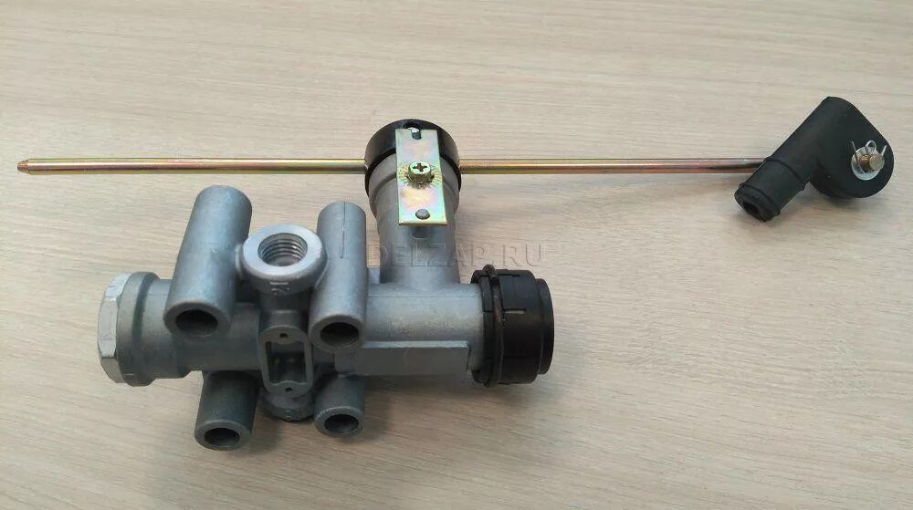 Кран уровня прицепа. Кран уровня пола тонар. кран уровня пола прицепа wabco 4640061007. кран уровня пола 4640060027 wabco. кран уровня пола wabco 464006002.
