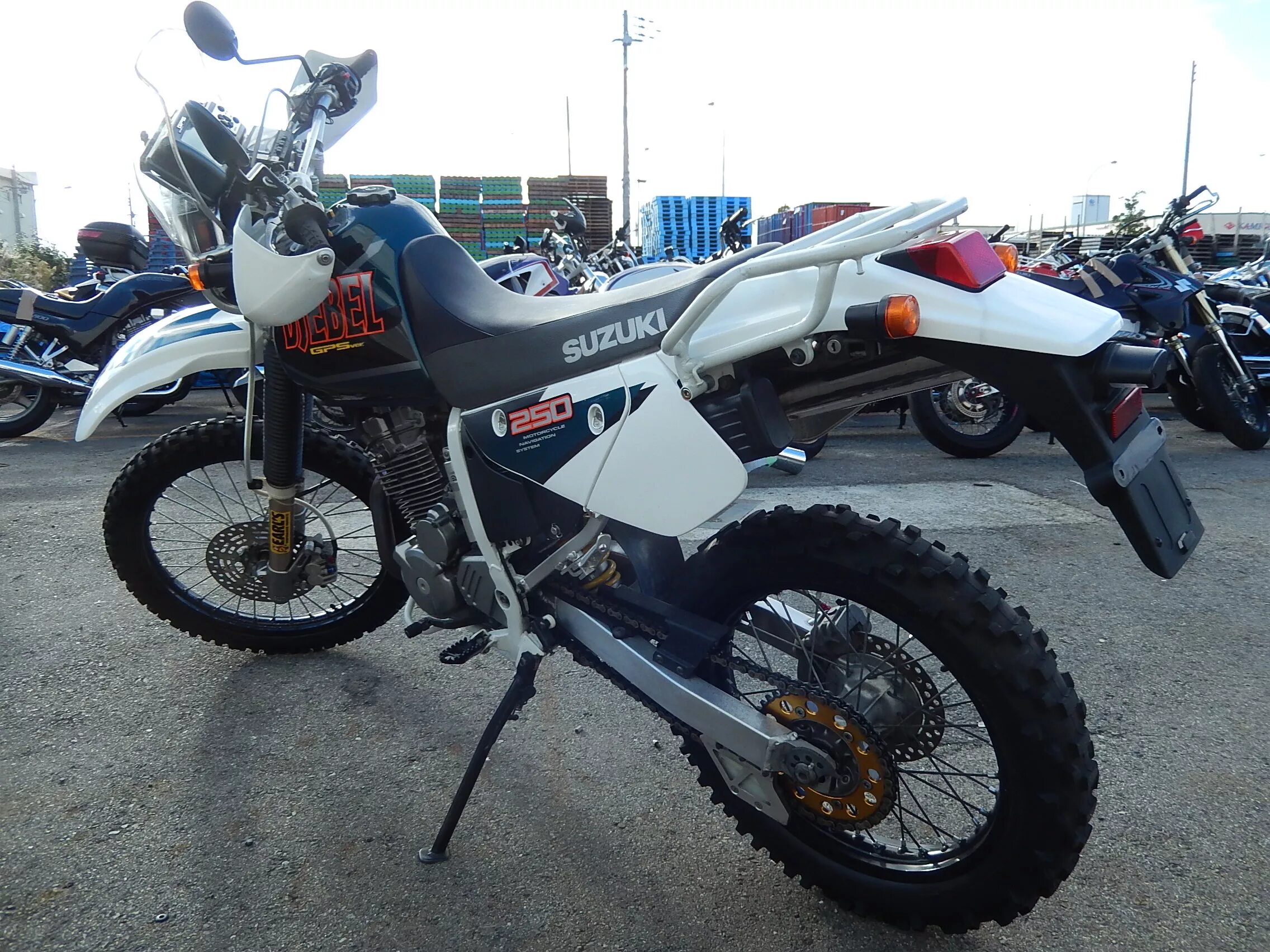 Suzuki Djebel. Djebel 250. Мотоцикл Сузуки Джебел 250. Сузуки Джебель 250 GPS ver.