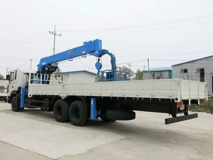 Эвакуатор hyundai hd 78. Манипулятор 10т 10т стрела. Гидроманипулятор велмаш вм 10. Кму манипулятор isuzu эвакуатор. Кузов бдф с манипулятором.