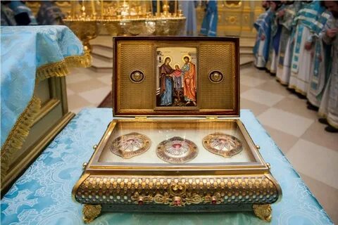 Ковчег с поясом богородицы