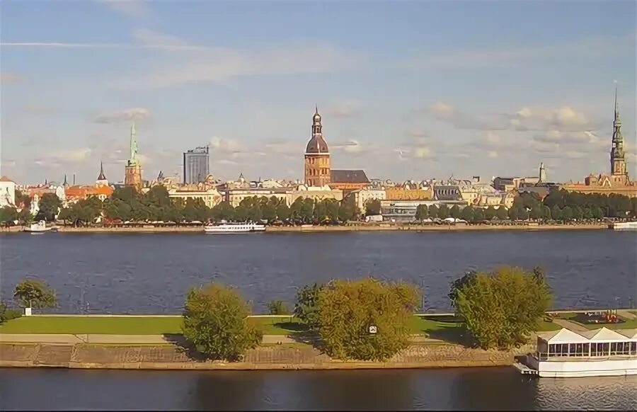 Веб камера рига. Набережная 11 ноября Рига. Camera Riga.