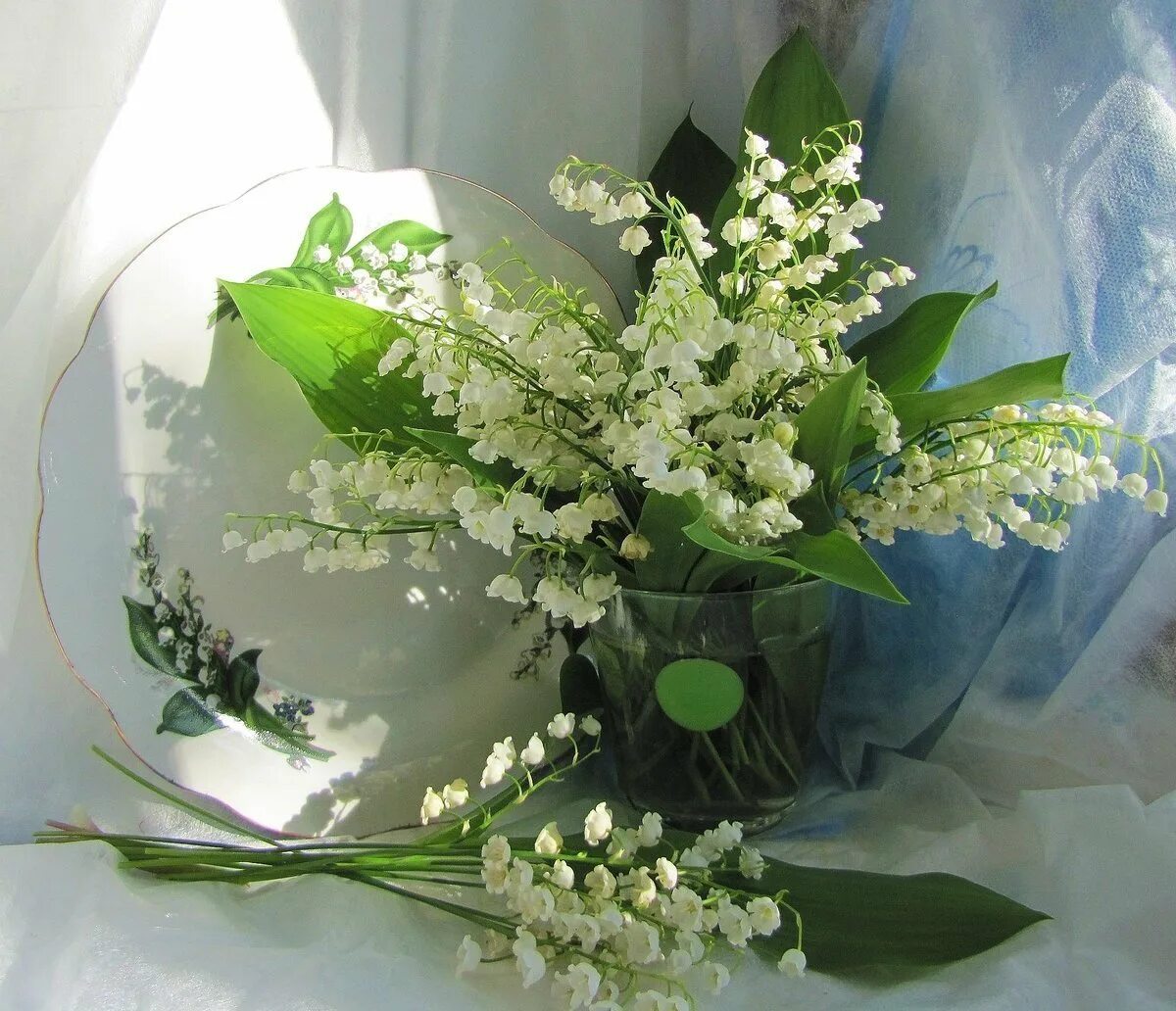 Букет ландышей. Jazzdauren я подарю вам ландыши. Jazzdauren я подарю вам ландыши. Бузин ландыши. Ландыши.