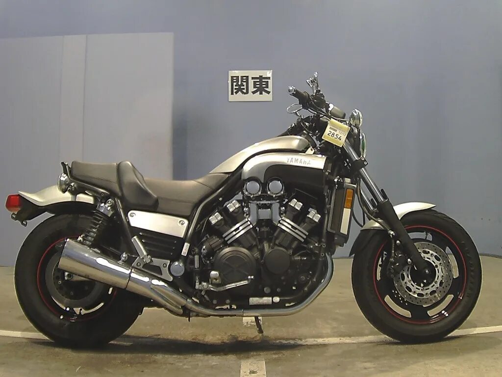 Ямаха вмакс 1200. Yamaha v-max 1200. V max 1200. 1200 мах. Yamaha vmax 1200.