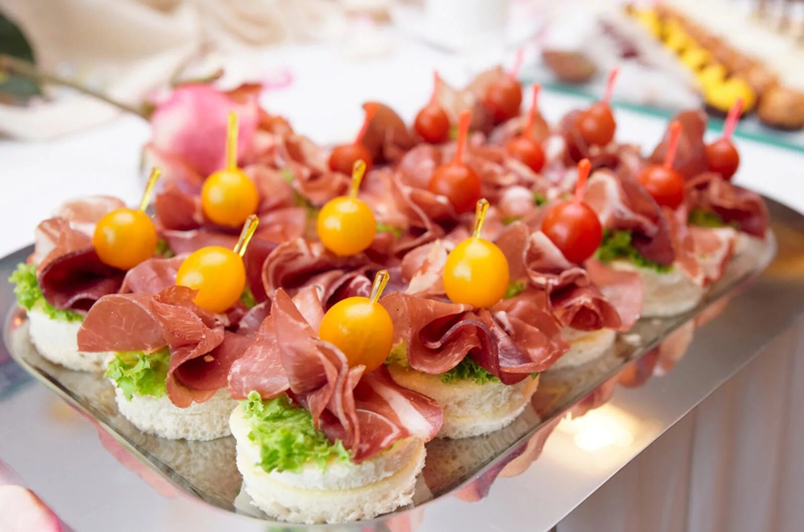 Закуски с мясом с фото Easy Tapas Recipes Simple Tapas Recipes