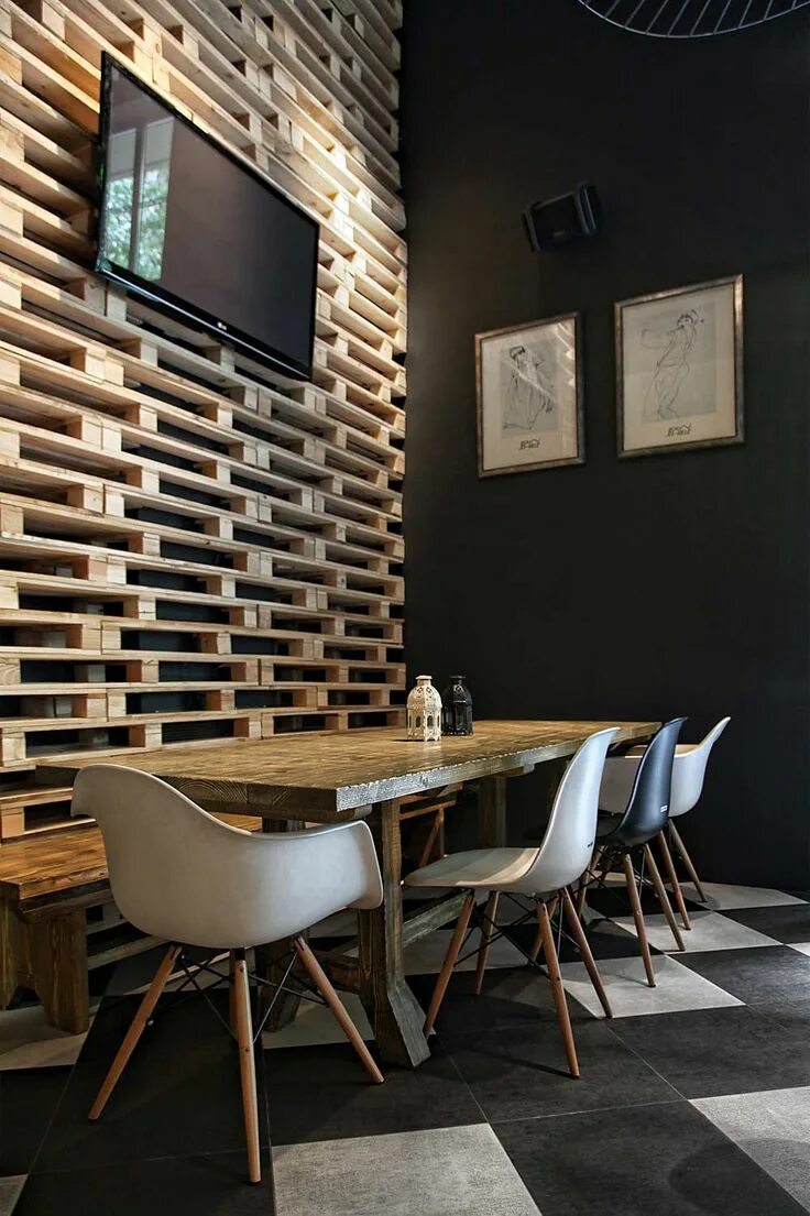 Декор стен в кофейне. Отделка стен в кафе. Оригинальная отделка стен. Декор интерьера стена кафе.
