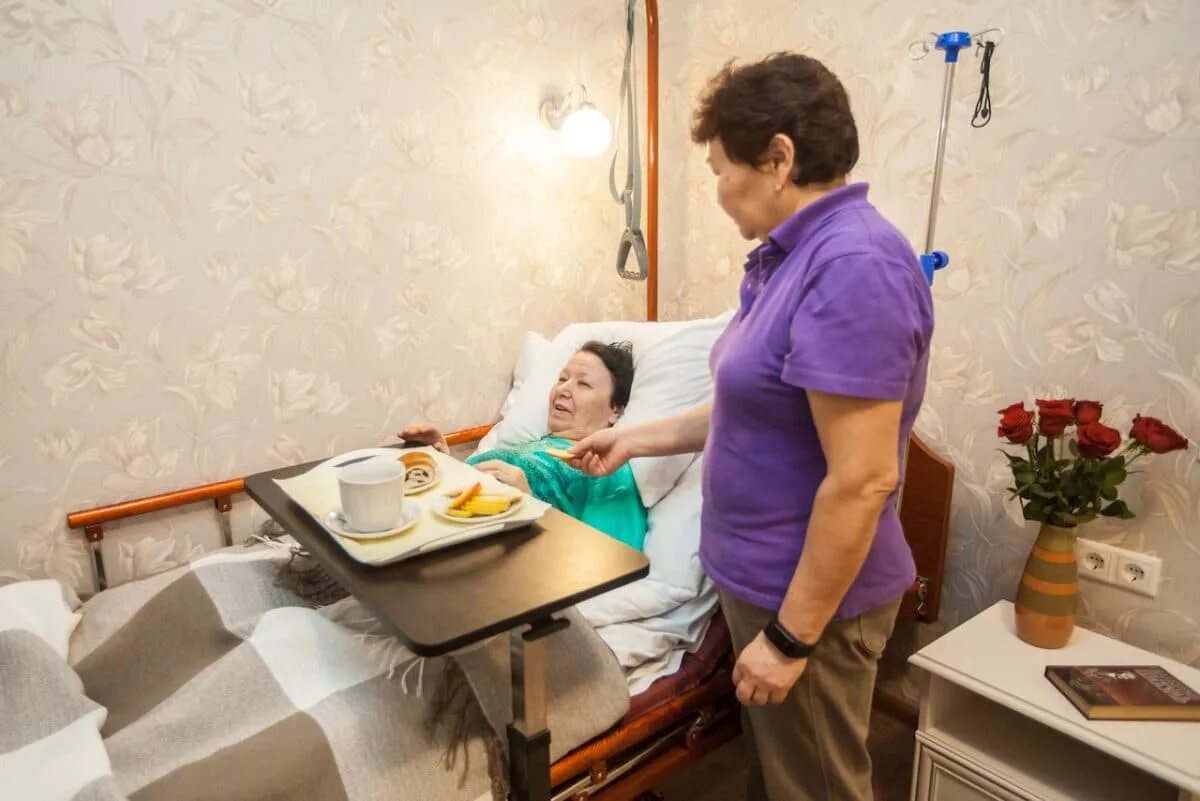 Пансионат для лежачих после инсульта nursing home. Пансионат для пожилых в Сокольниках Москва. Пансионат для лежачих больных. Пансионат для лежачих пожилых людей. Пансионат для пожилых после инсульта.