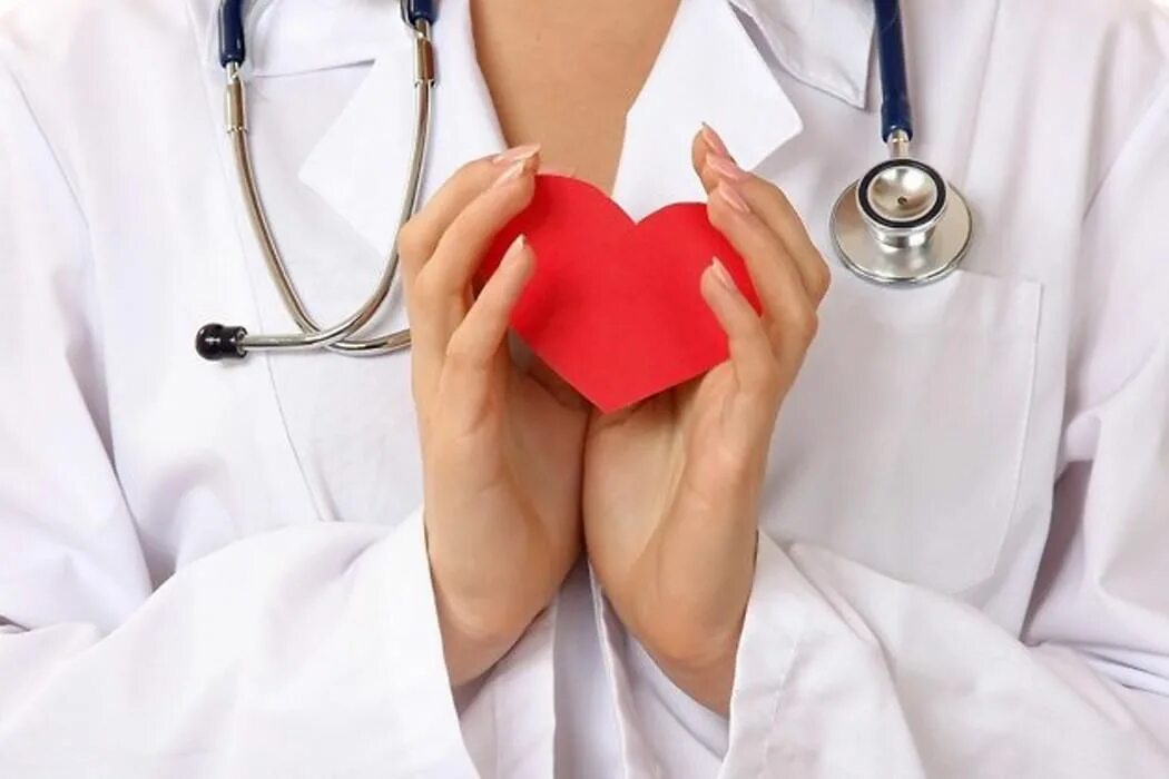 Сердце медицина. Медицина любовь. Медсестра с сердцем. Медсестра любовь. Любовь с врачом